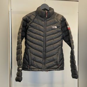 North Face Women’s 800 Puffer Jacket